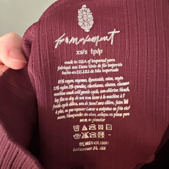 Free People Movement Good Karma Shorts - size (XS/S) - Picture 6 of 6